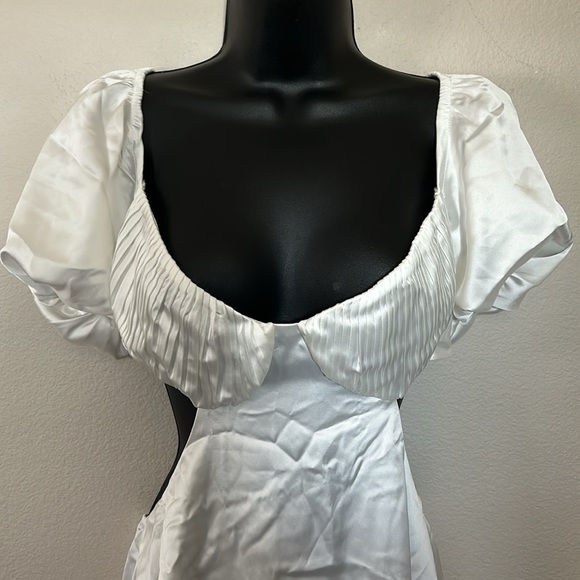 Princess Polly Cindi White Pleated Bust Puff Sleeve Tie Back Satin Mini Dress - Picture 5 of 12